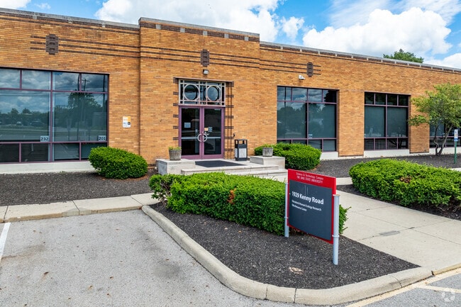 Metro Early College High School