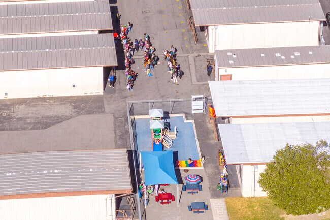 Students are the highest priority at Live Oak Elementary School.