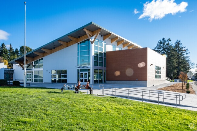 Evergreen Elementary School has dozens of effective and excellent teachers and staff.