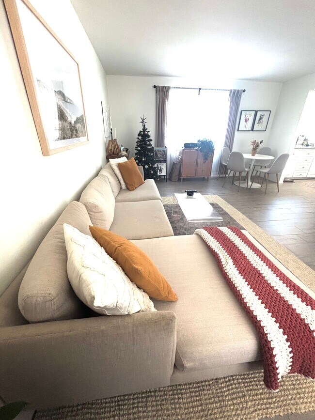 501 18th St unit C, Huntington Beach, CA 92648 - photo 3