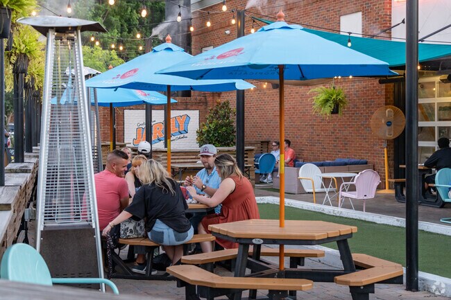 Jarfly in Wyntonn Village is a great meet up spot with outdoor seating.