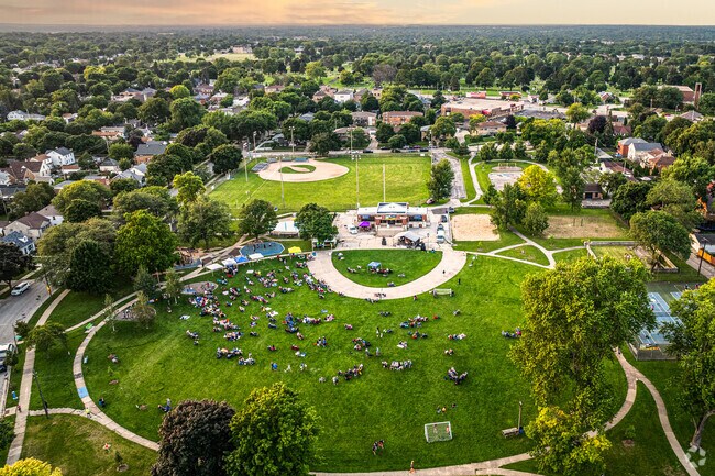 Concerts on the Green bring the entire neighborhood together on Thursday nights in summer.