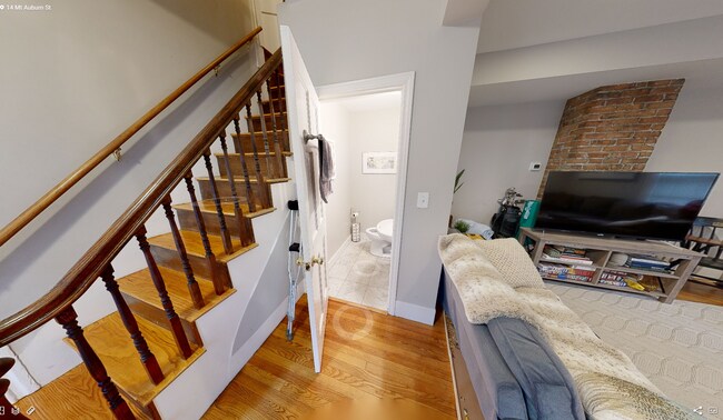 14 Mount Auburn St unit SF, Cambridge, MA 02138 - photo 4