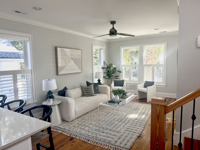 194 Fishburne St, Charleston, SC 29403 - photo 2