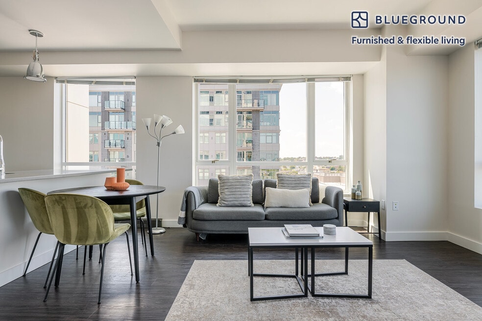 449 Canal St unit FL10-ID1196, Somerville, MA 02145 - photo 1