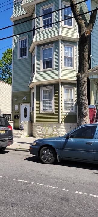 654 S 19th St Unit 1, Newark, NJ 07103