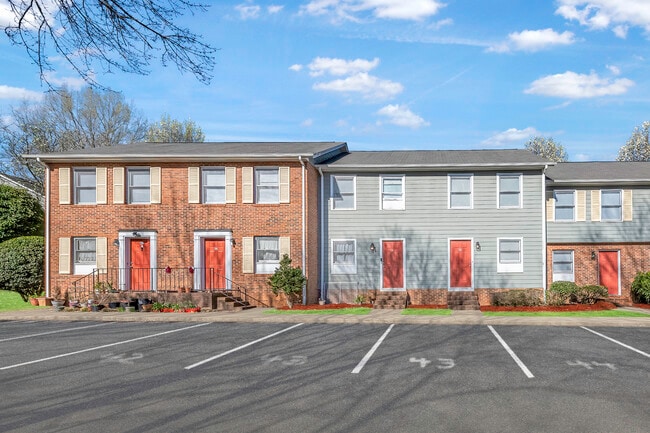 The Village at Catawba Ridge, Hickory, NC 28601 - photo 6