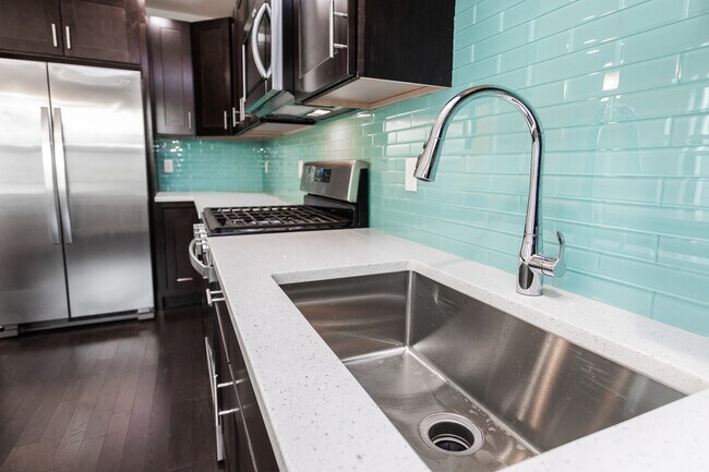 477 Fulton St unit F, Medford, MA 02155 - photo 3