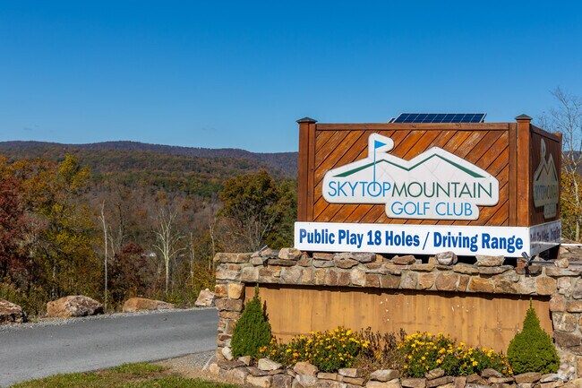 Halfmoon's Skytop Mountain Golf Club is a public course with beautiful landscaping and views.