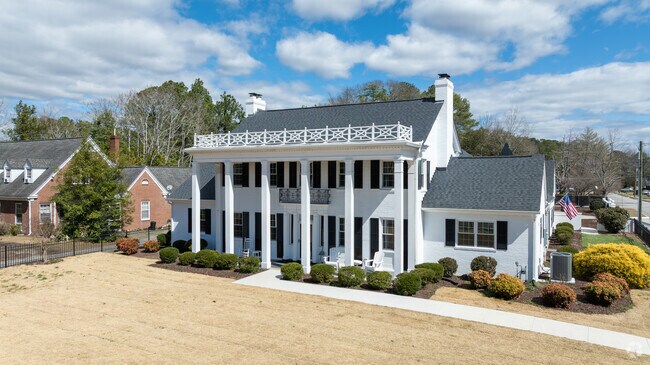 Just outside of Downtown Tarboro, there are many historic homes.