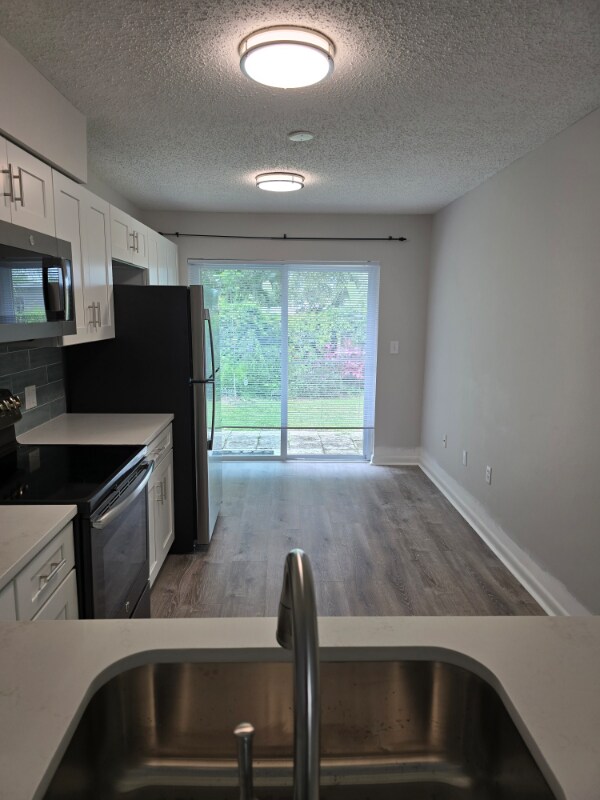 843 Cambridge Ct, Dunedin, FL 34698 - photo 4