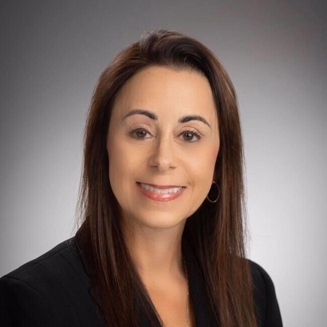 Era Polly Real Estate Agent in Orcutt, CA