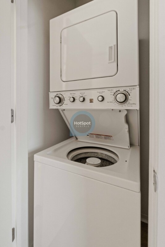 1407 S State St unit 802, Chicago, IL 60605 - photo 6