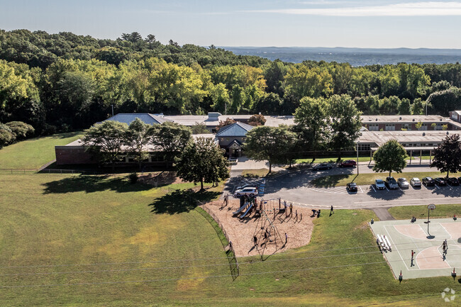 Lt. Clayre Sullivan Elementary School is located in Holyoke.