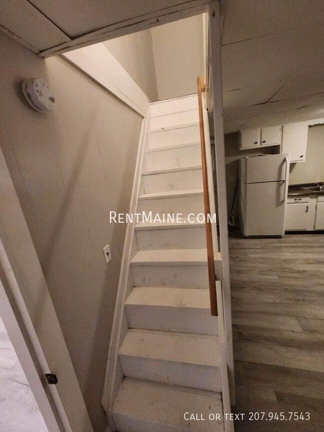 123 Union St unit 3, Brewer, ME 04412 - photo 5