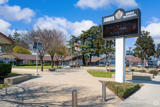 Arroyo High School of El Monte scored an A- rating on Niche.