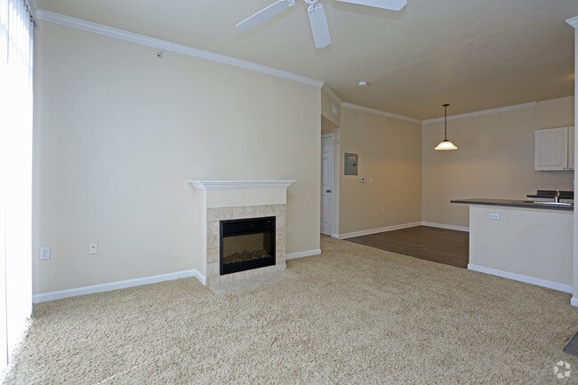 Reserve at South Creek, Englewood, CO 80112 - photo 6