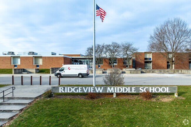 Ridgeview Middle School near Cranbrook serves the children in grades 6-8.