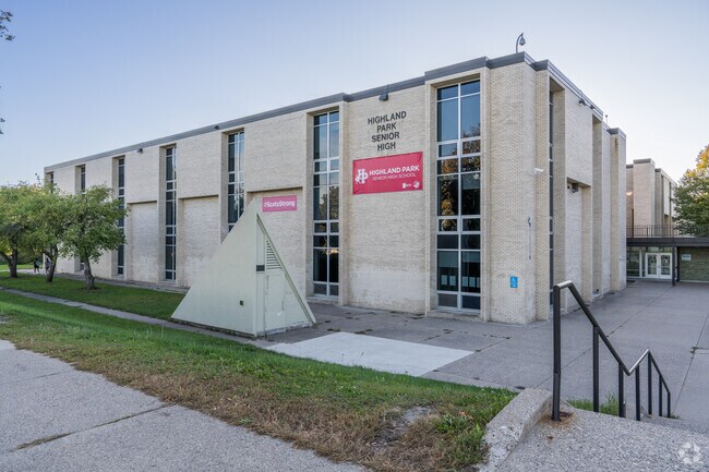 Highland Park High School has over 1300 students.