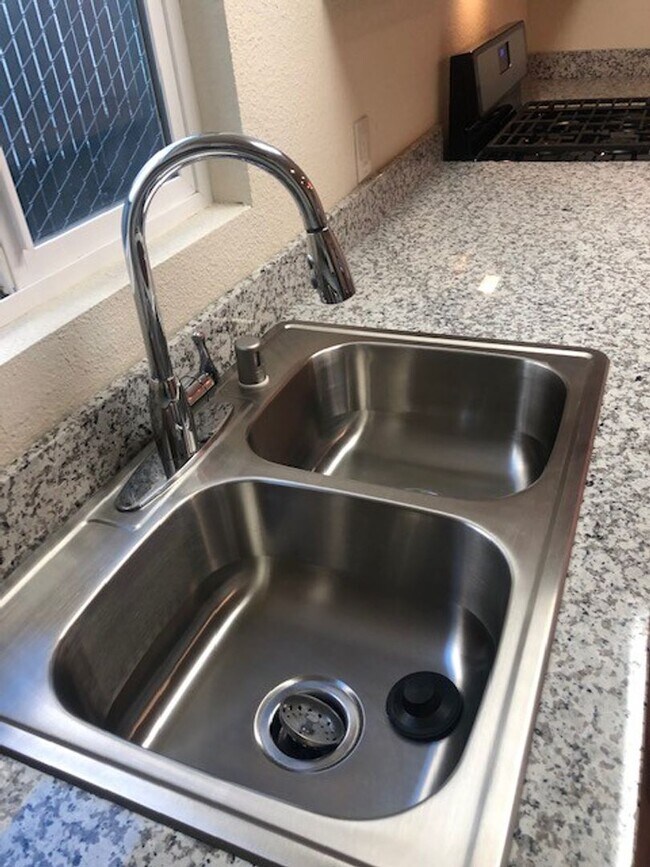 4 Lanterns, Chico, CA 95926 - photo 4