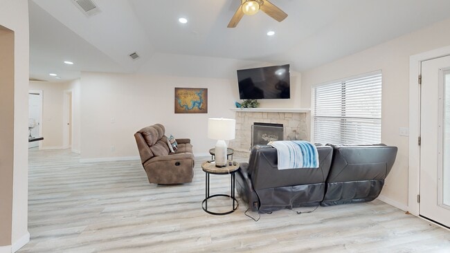 3942 Elm Dr, Kingston, OK 73439 - photo 2