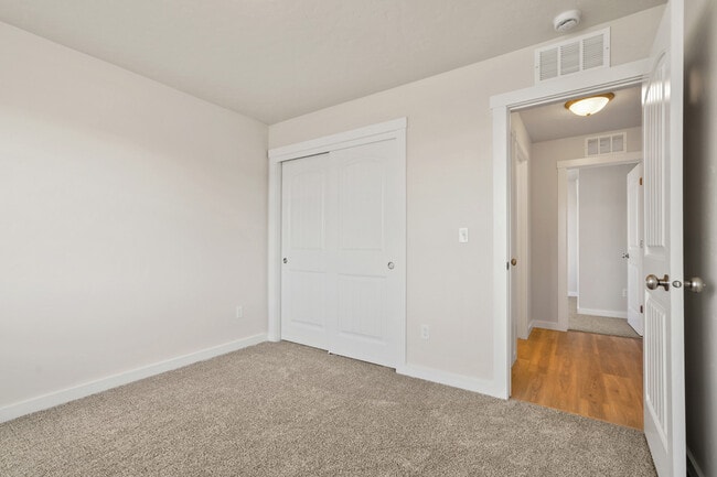 1380 Cresent St, Weiser, ID 83672 - photo 7