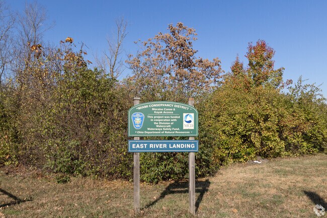 East River Landing provides residents of Moraine canoe and kayak access to the river.