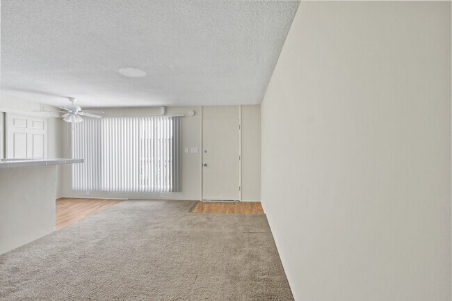 909 N. Wilmington Blvd., Wilmington, CA 90744 - photo 5