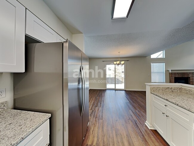 8226 Wilmington Dr, Colorado Springs, CO 80920 - photo 4