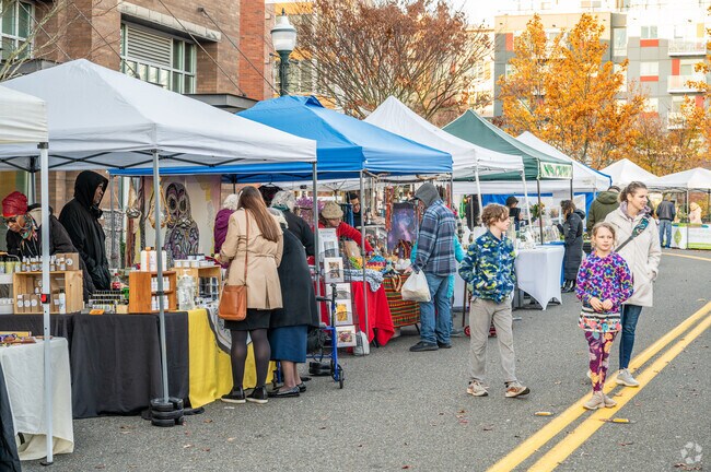 The Burien Farmers Market near Five Corners has fresh produce, food, and crafts.