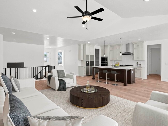 1256 W 800 S, Spanish Fork, UT 84660 - photo 3