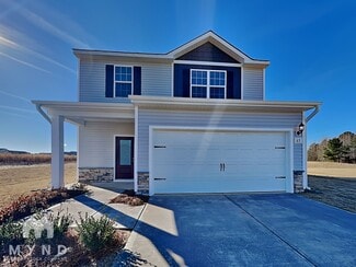 65 New Villas St, Angier, NC 27501