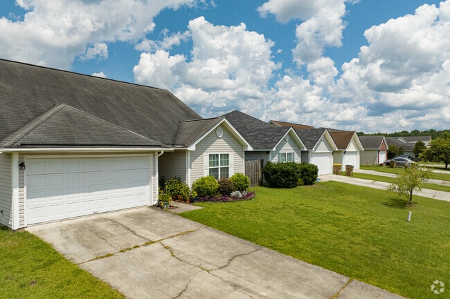 Minimal Traditional designs are common in Port Wentworth neighborhoods.