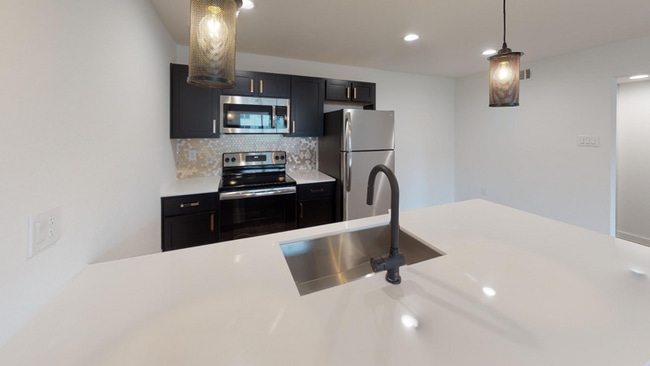 5103 Live Oak St unit 2209, Dallas, TX 75206 - photo 2