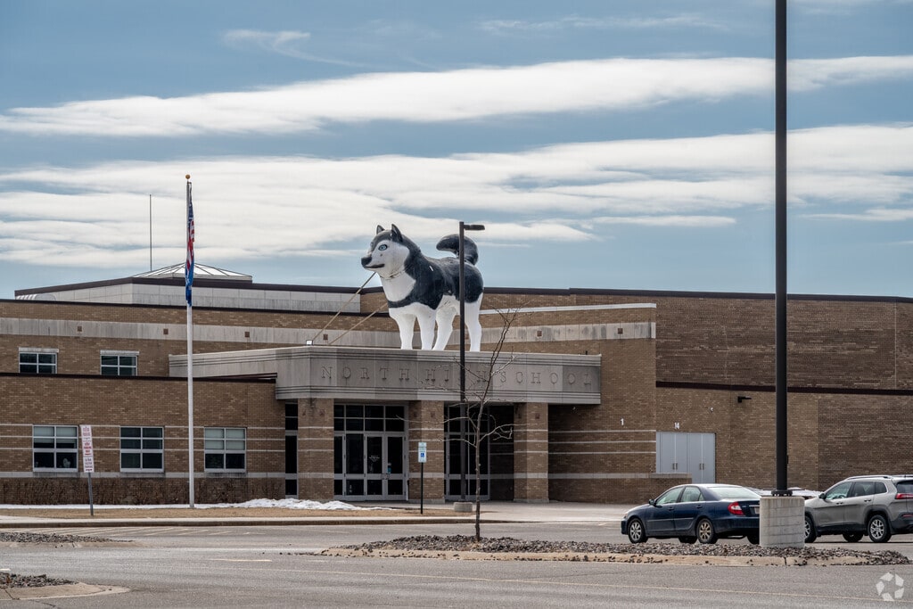 North High School is the home of the Huskies.