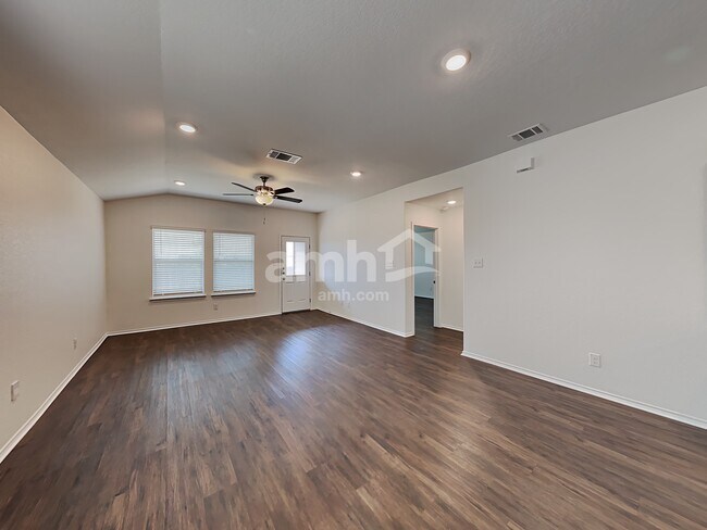 11814 Mulberry Creek, San Antonio, TX 78245 - photo 6