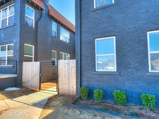 808 NW 23rd St unit 1, Oklahoma City, OK 73106 - photo 5