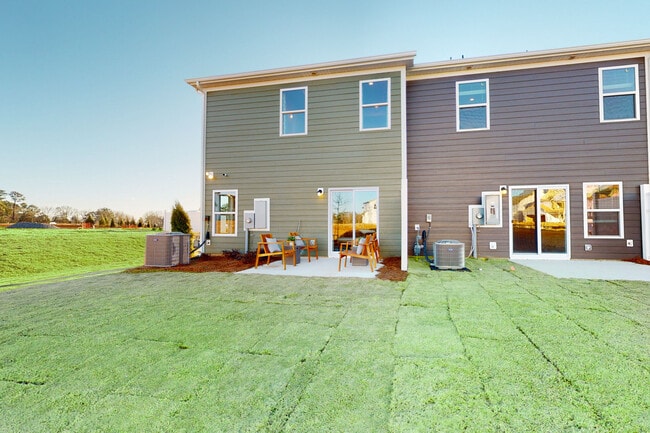 733 Earhart St, Concord, NC 28027 - photo 3