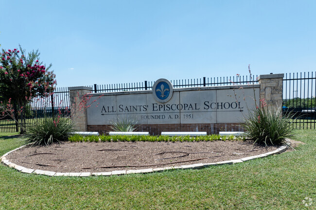 Welcome to All Saints' Episcopal School, shaping bright futures in Far Southwest Fort Worth.