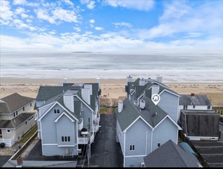 1 Saunders Ave, Old Orchard Beach, ME 04064