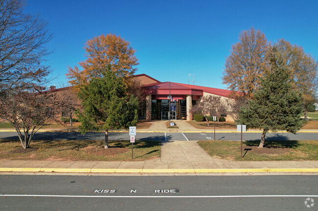 Bennet Elementary School serves the students of Manassas and Prince William County.