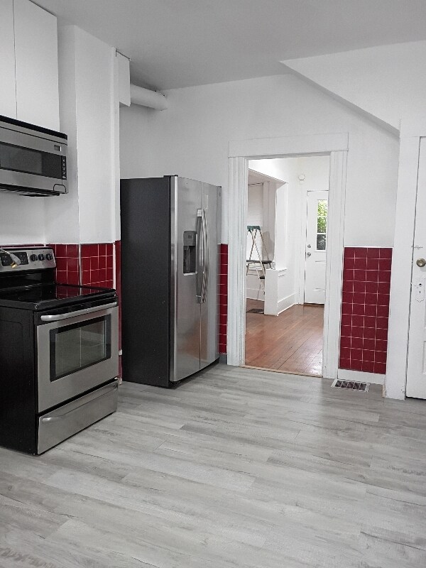 547 NE Knott St, Portland, OR 97212 - photo 3