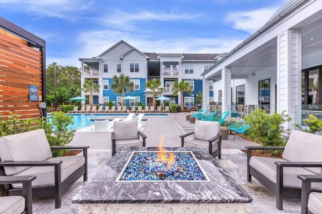 Arboretum West, Wilmington, NC 28405 - photo 2