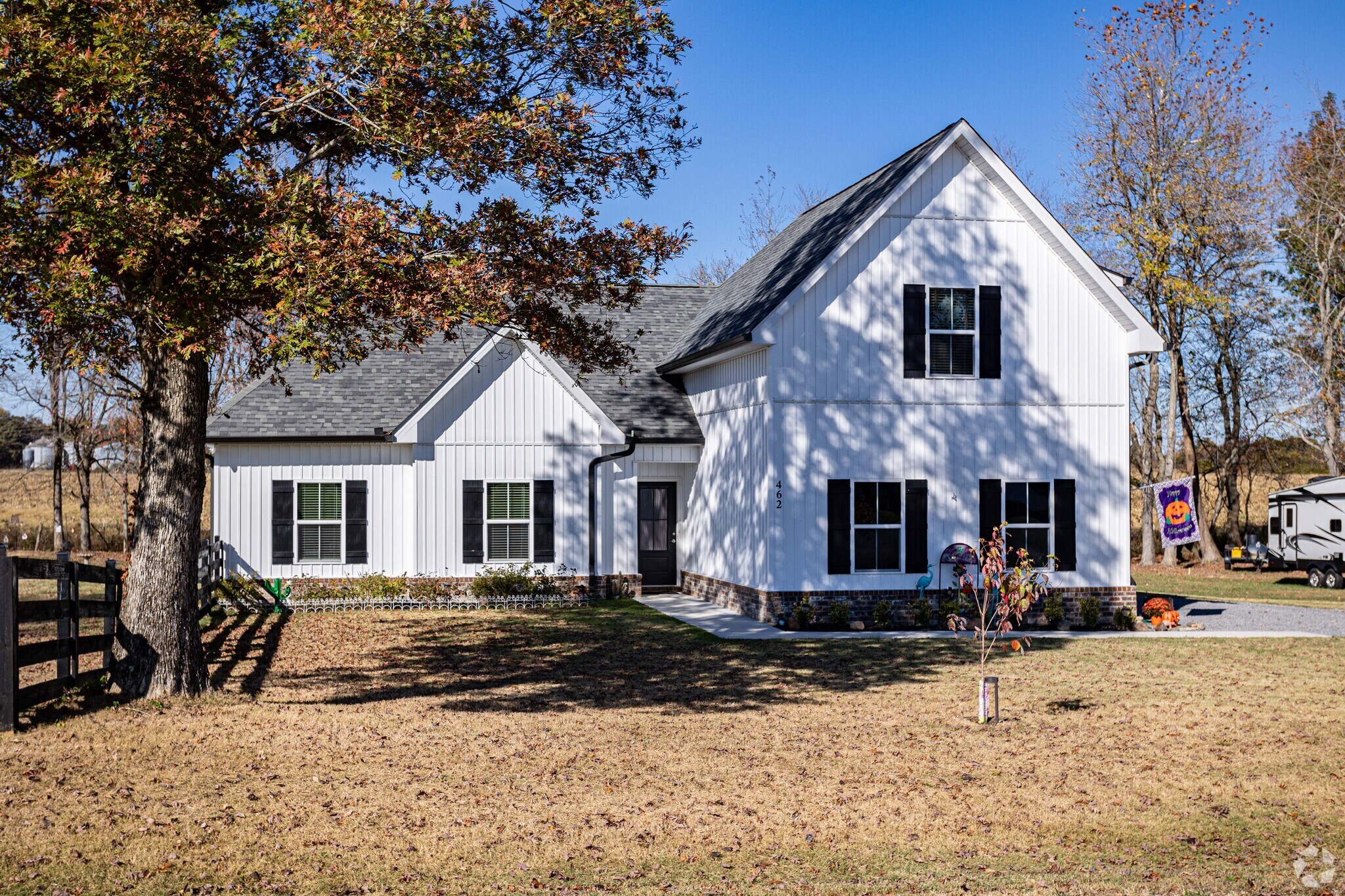 Cannon County is home to modern farmhouse style houses.