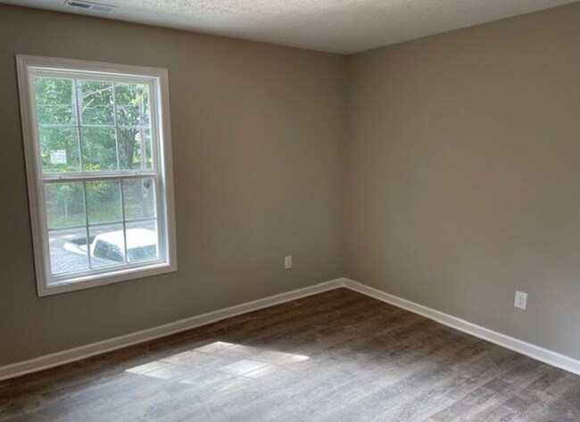 300 8th Ave SW, Winchester, TN 37398 - photo 6