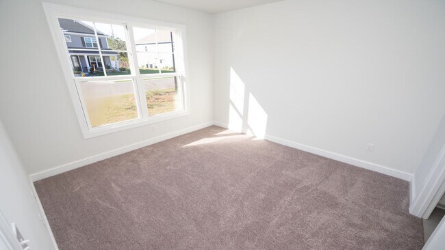 3246 Moss Bridge Ln unit 36205744, Myrtle Beach, SC 29579 - photo 3