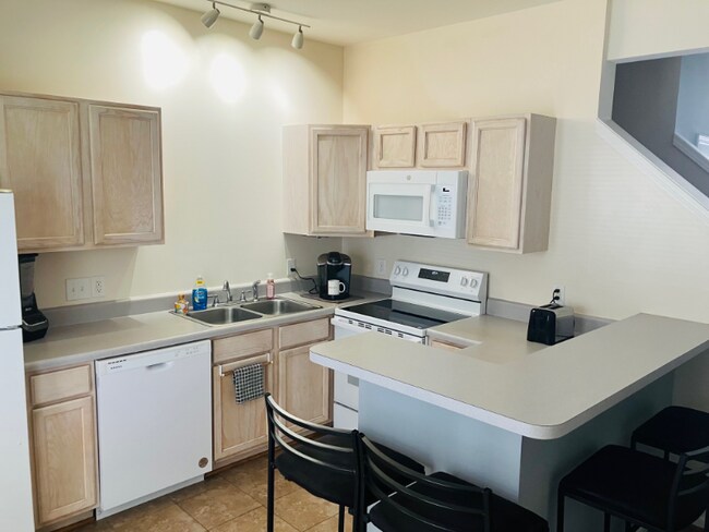 118 University Village Dr, Central, SC 29630 - photo 5