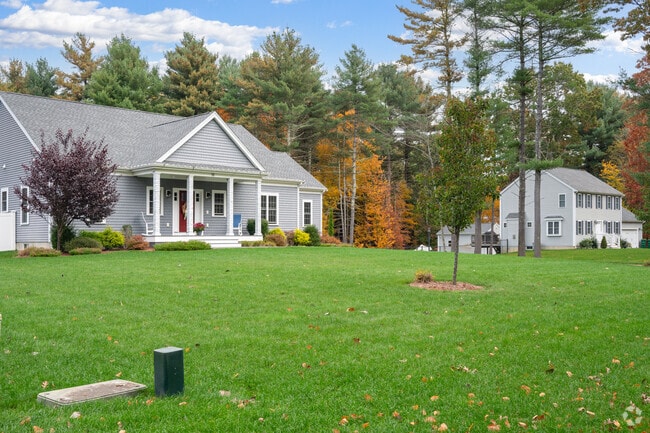 Large lots separate two homes in Pembroke.
