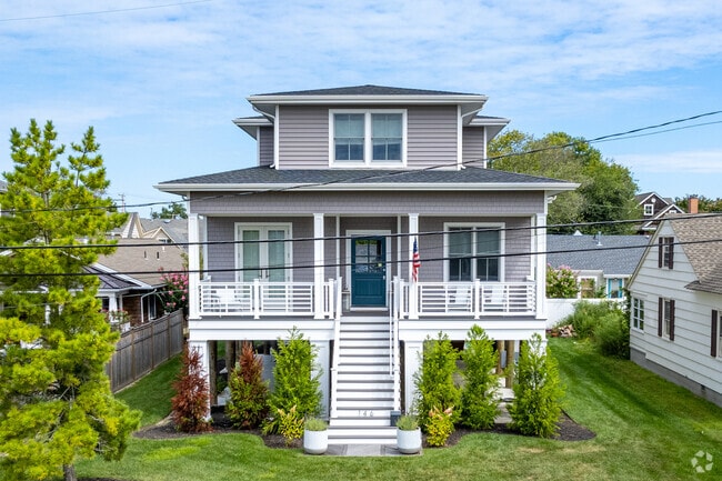 Inland Bay Head offers modern and classic bungalow homes.