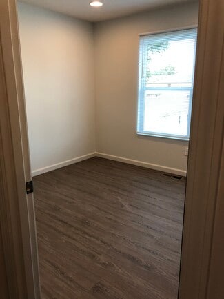 1423 Union St Unit 1427 Union St., Columbus, IN 47201